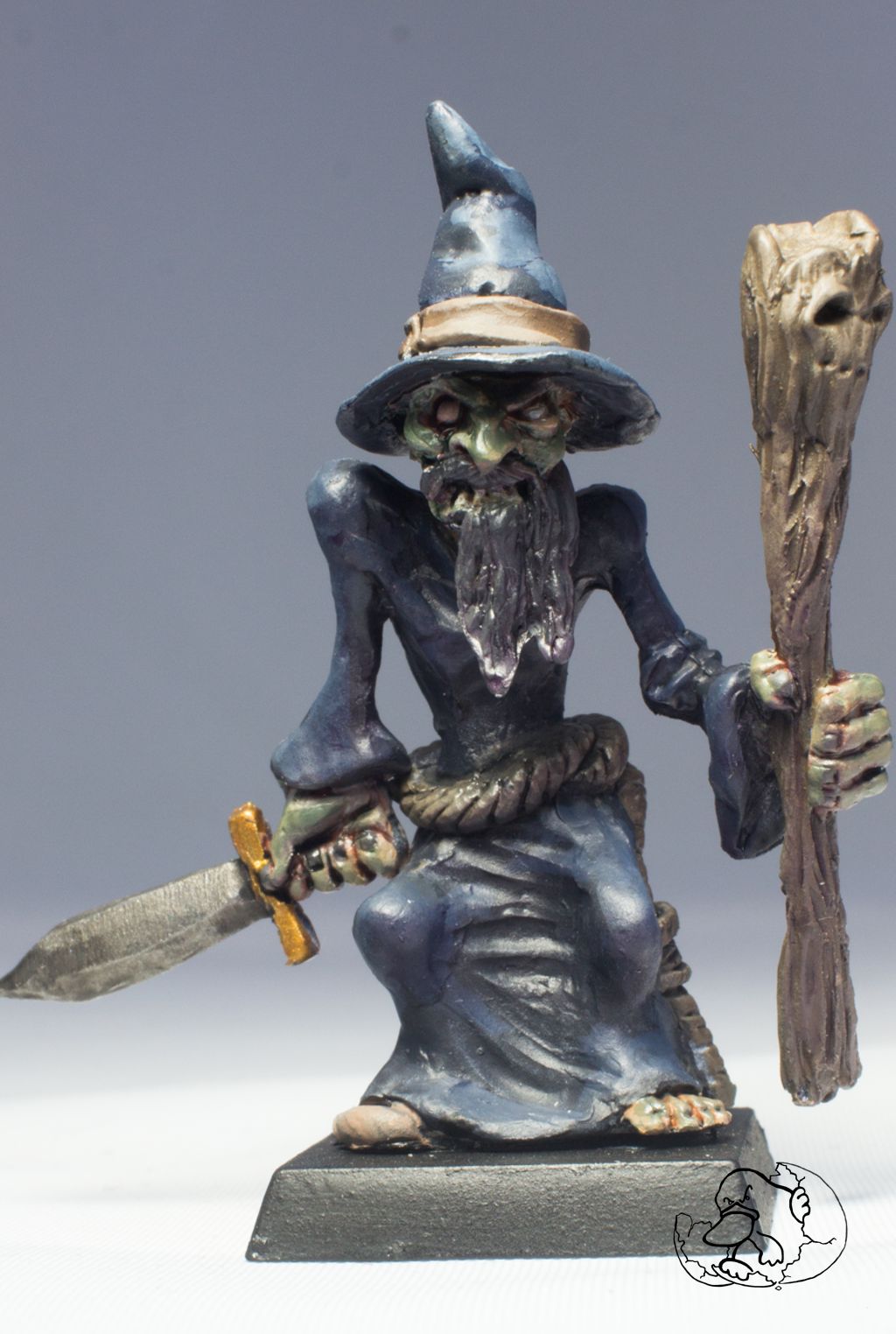 undead wizard metal 28mm miniature for role playing game and wargame created by el huevo del ornitorrinco