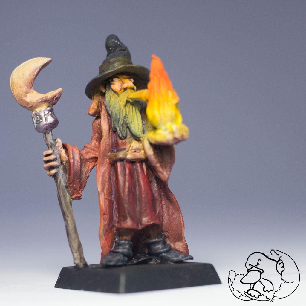 Human wizard hero 28mm miniature painted