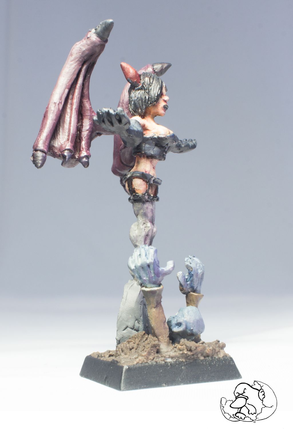 succubus warlock character with zombie metal mini 28mm for role playing game and wargame